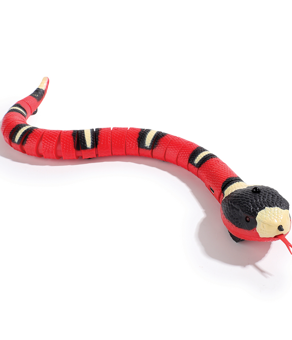 M-PETS Sneaky Snake Cat toy