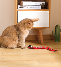 M-PETS Sneaky Snake Cat toy